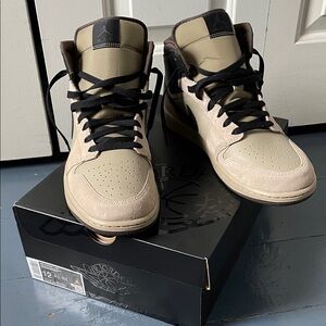 Men’s Jordan 1 Mid High-Top Sneakers